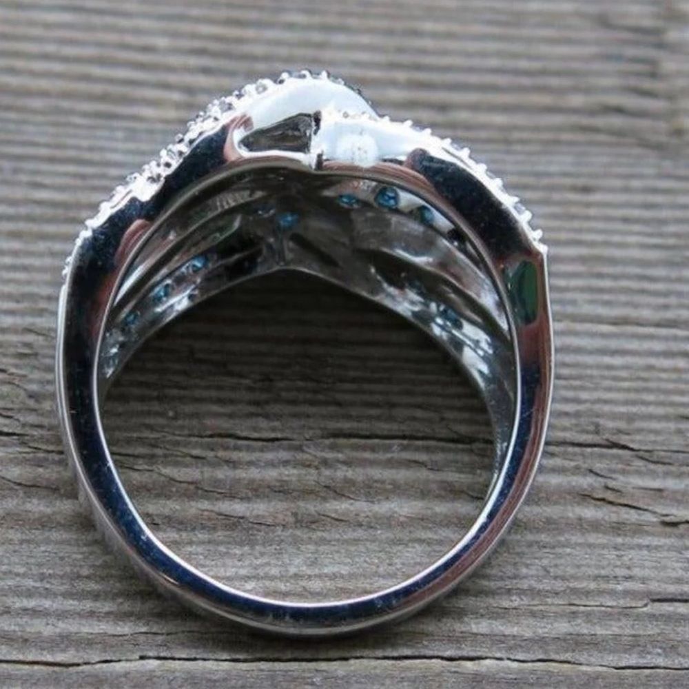 Blue sapphire white gold bridal eternity ring - Picture 4 of 6